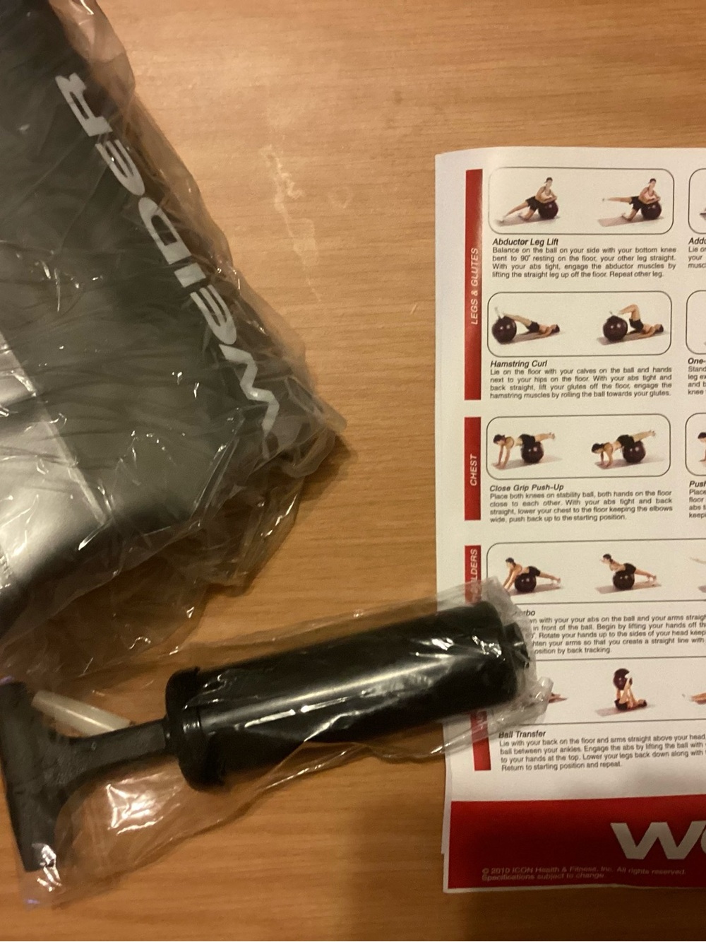 Fitness Ball Weider 65 cm latex free with pump - Picture 3 of 6